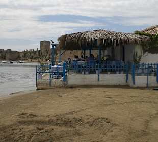 Taverne unterhalb der Burg direkt am Meer !!!