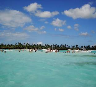 Sandbank mitten im karibischen Meer