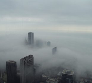 Die Wolken scheinen zu gewinnen