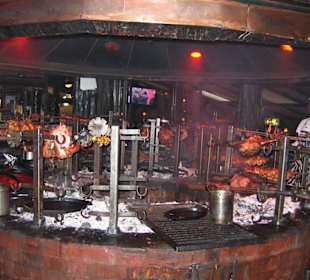 Riesig, dieser Grill