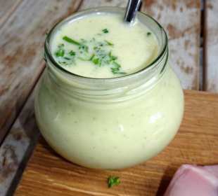 Leckere Lachscremesuppe im Café Pausenbrot