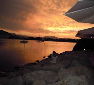 Sonnenunergang am Hafen