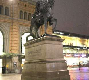 Hbf Hannover Bahnhofsvorplatz
