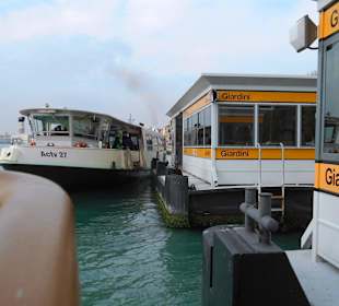 Eine Vaporetto-Fahrt von Lido bis Rialto