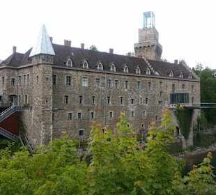 Rothschild Schloß, Turm m. Glas-Aufsatz v. Hollein