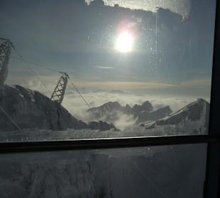 Blick aus Schwebebahn 