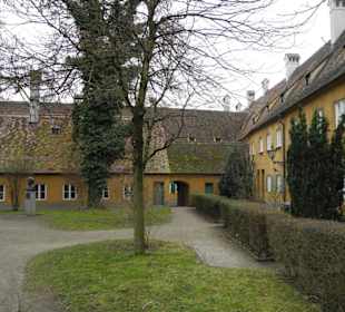 Platz am Weltkriegsbunker