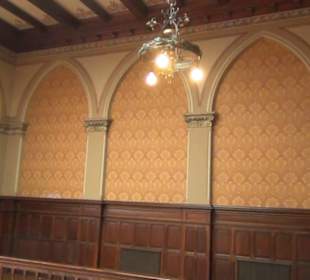 Gericht + Gefängnis 