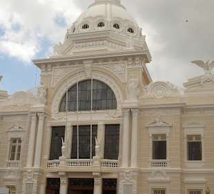 Unterwegs in Pelorinho Palacio Rio Branco