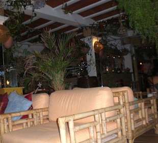Die Bar "On the Beach"