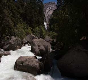 Merced River von Vernal Falls Bridge