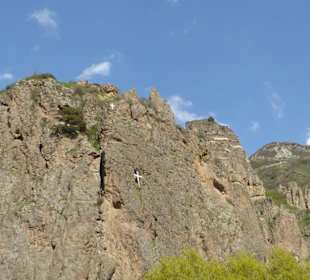 Kloster Geghard - Berglandschaft