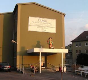 Eingang Werksverkauf Goebel (Hummelfiguren)