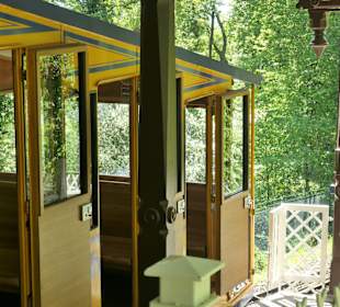 Fahrt mit der Nerobergbahn