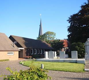 Ehrenmal am Friedhof