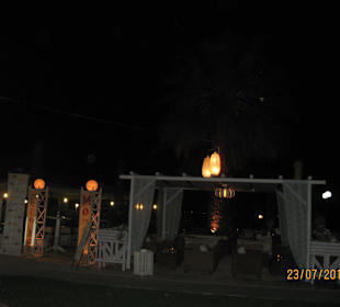 Promenade Seite des Cafes