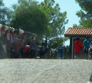 Der Eingangsbereich zur Burg