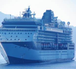 Santorin selbst im Bild Landschaft, Stadt