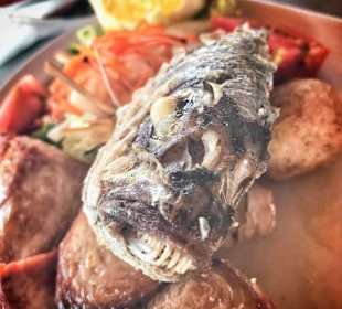 Gegrillter Fisch (April 2018)