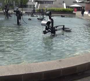 Tinguely-Brunnen