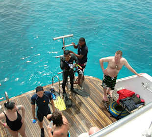 Rückkehr mit den Tauchern zum Boot