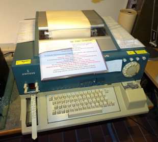 Telegrammbearbeitung am Fernschreibarbeitsplatz