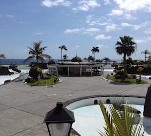 Parque Marítimo César Manrique in Santa Cruz