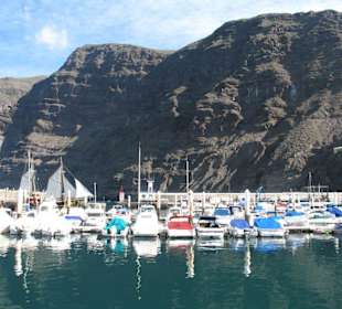 Hafen von Los Gigantes
