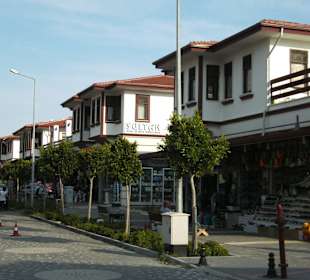 Am Ende dieser Shopping-Mall findet man das Dennis