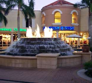 Miromar Outlet Center
