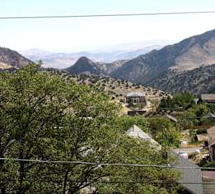 Die Aussicht hinter der Straße