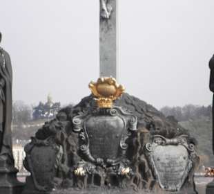 Eine der vielen Heiligen auf der Karlsbrücke