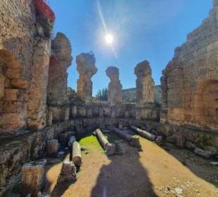 Antike Stadt Perge - Ruinen