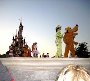 Mickey's Party time Show