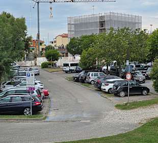 Der tolle Parkplatz und günstig