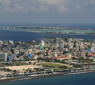 Mit dem Wasserflugzeug nach Male