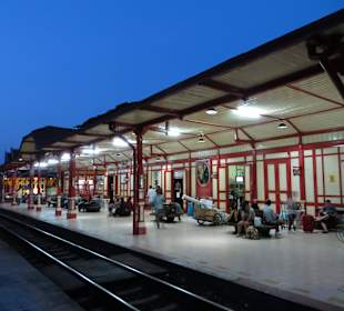 Bahnhofsgebäude