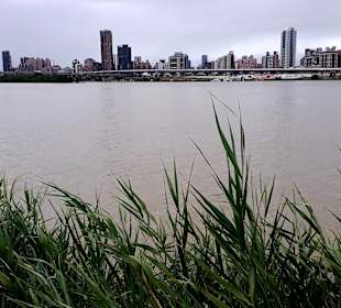 Yanping Riverside Park