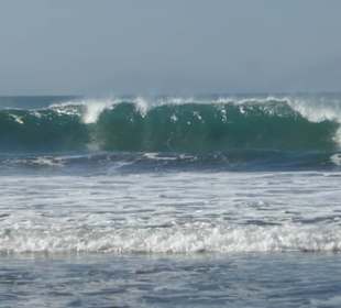 Heftiger Wellengang an der Playa de las Canteras