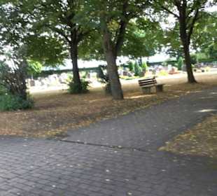 Neuer Friedhof Gülstein