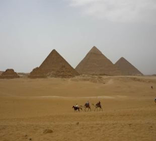 Pyramiden von Gizeh