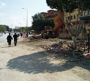 Auf der Straße zur Villa Side