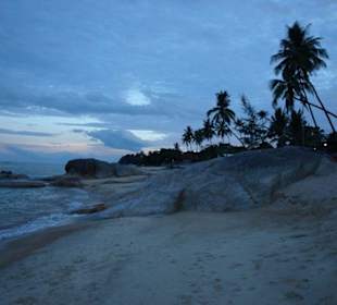 Lamai Beach am Abend