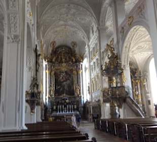 Hofkirche „Unserer Lieben Frau“