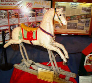 Nostalgie altes Schaukelpferd