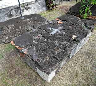Rundgang über den alten Friedhof am Meer