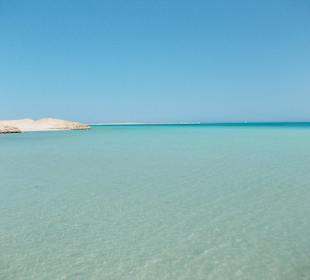 Karibisches Flair und Essen auf der Insel