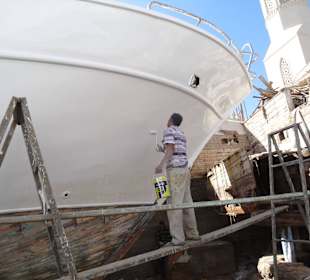 Streichen der Bootswand