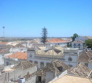 Blick vom Castro dos Mouros auf Tavira