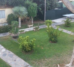 Vom Balkon in den Garten